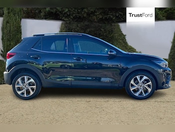Used Kia Stonic 2025 for sale - 79076916: Photo