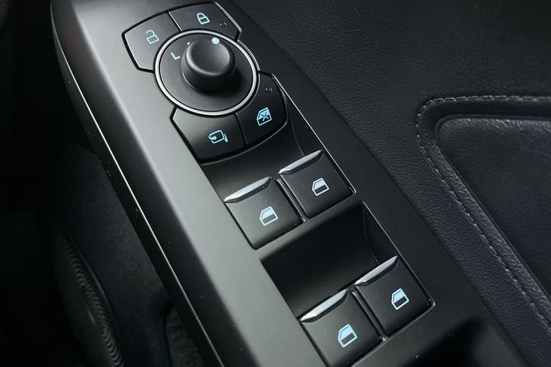 Used Ford Focus 2023 for sale - 77059293: Photo 16