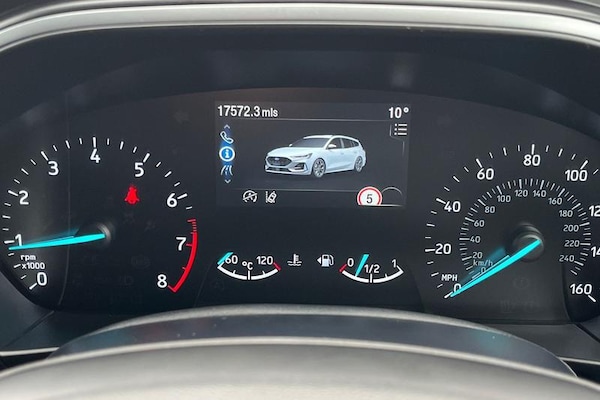 Used Ford Focus 2023 for sale - 76302642: Photo 13