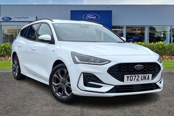 Used Ford Focus 2023 for sale - 76302642: Photo 1