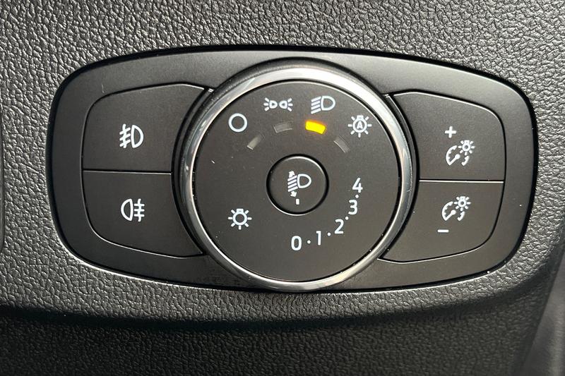 Used Ford Focus 2023 for sale - 76302642: Photo 23