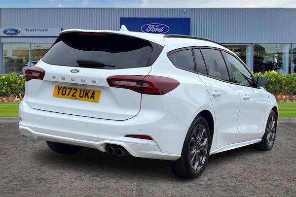 Used Ford Focus 2023 for sale - 76302642: Photo 4