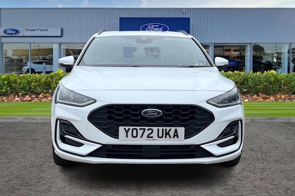 Used Ford Focus 2023 for sale - 76302642: Photo 6