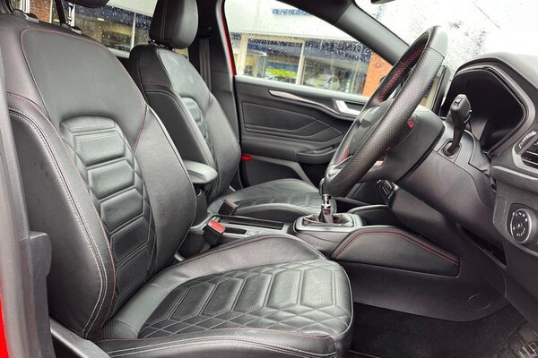 Used Ford Focus 2023 for sale - 75792058: Photo 17