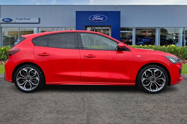 Used Ford Focus 2023 for sale - 75792058: Photo 3