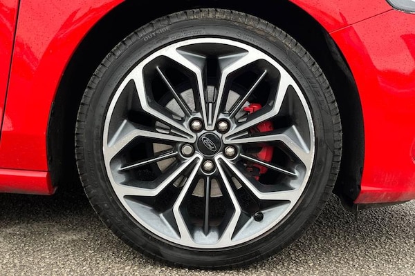 Used Ford Focus 2023 for sale - 75792058: Photo 8
