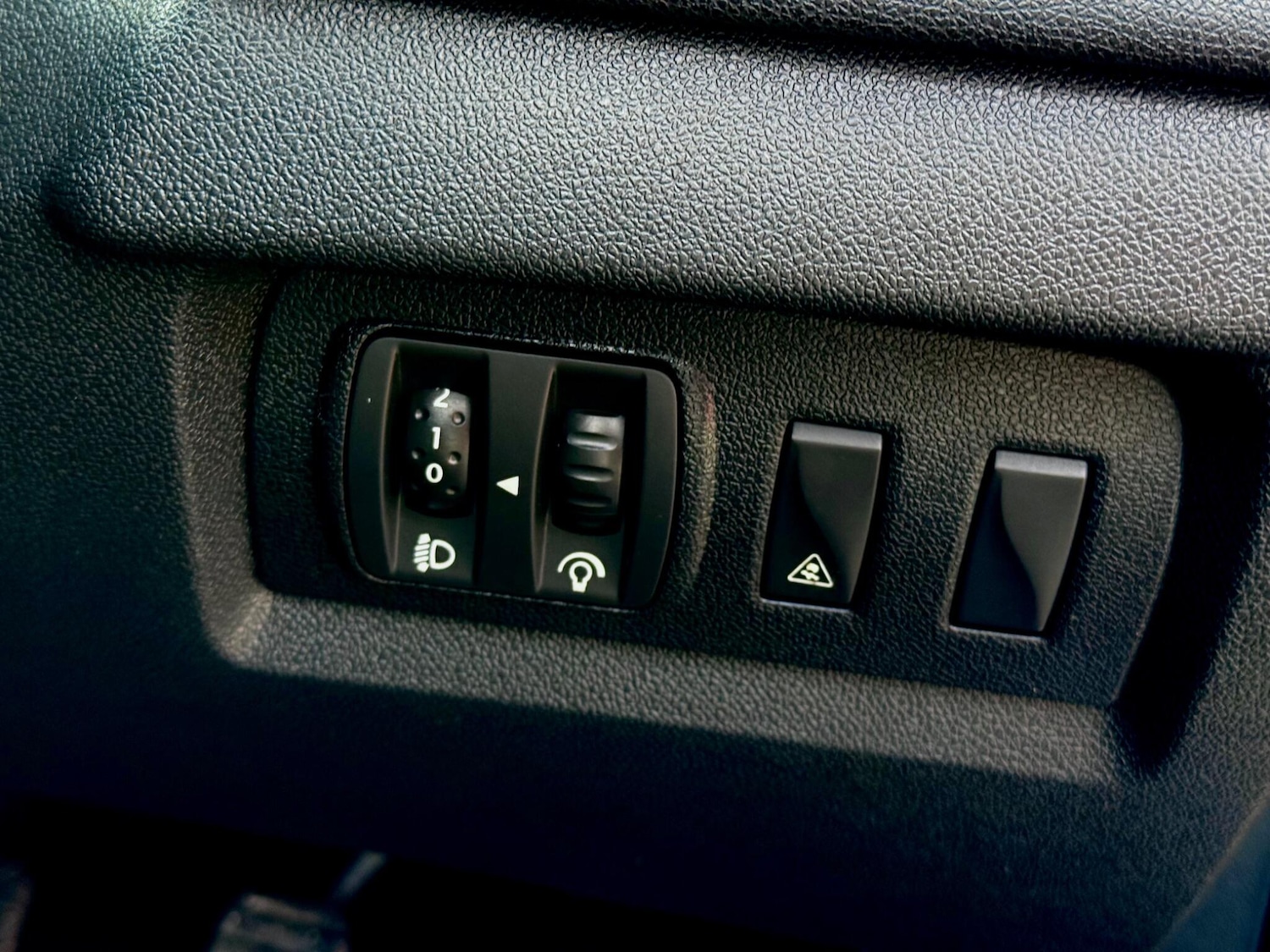 Used Renault Megane for sale - 77683525: Photo 24