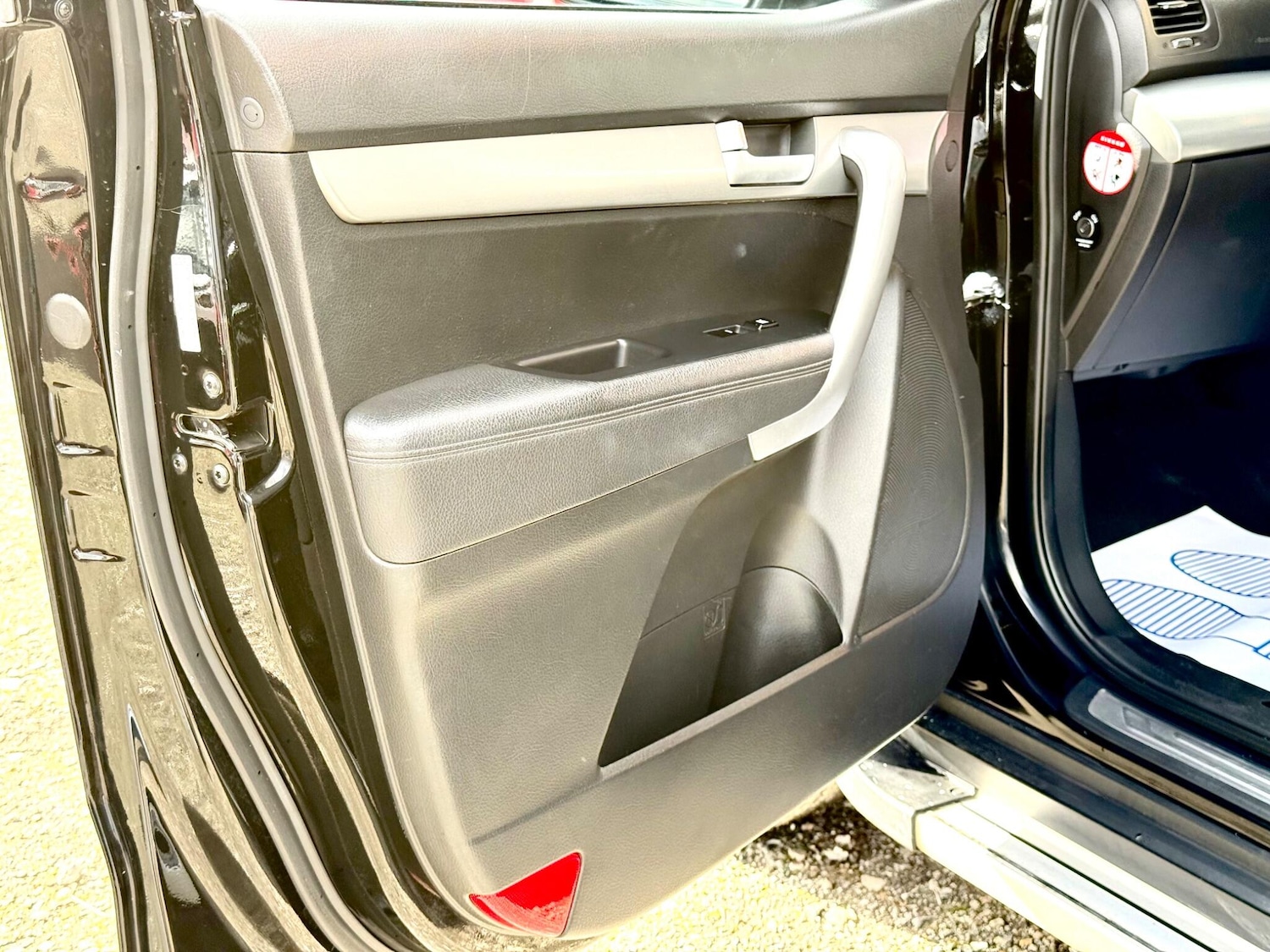 Used Kia Sorento 2011 for sale - 77637737: Photo 33