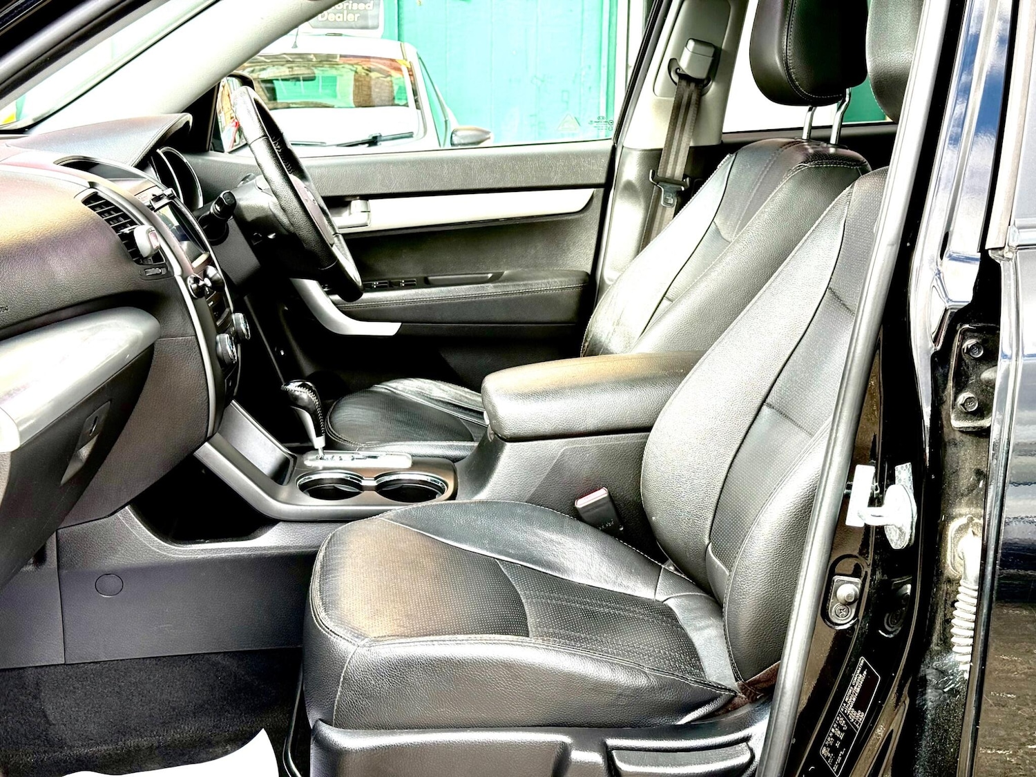 Used Kia Sorento 2011 for sale - 77637737: Photo 48