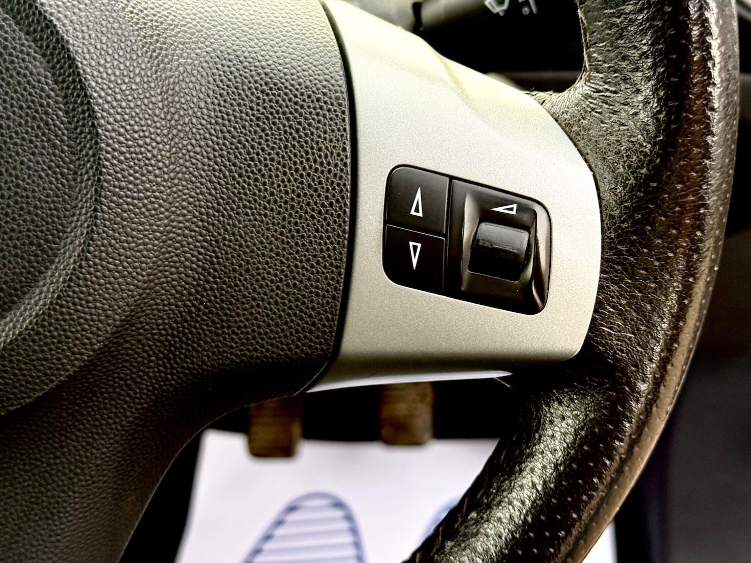 Used Vauxhall Corsa 2009 for sale - 77585998: Photo 26