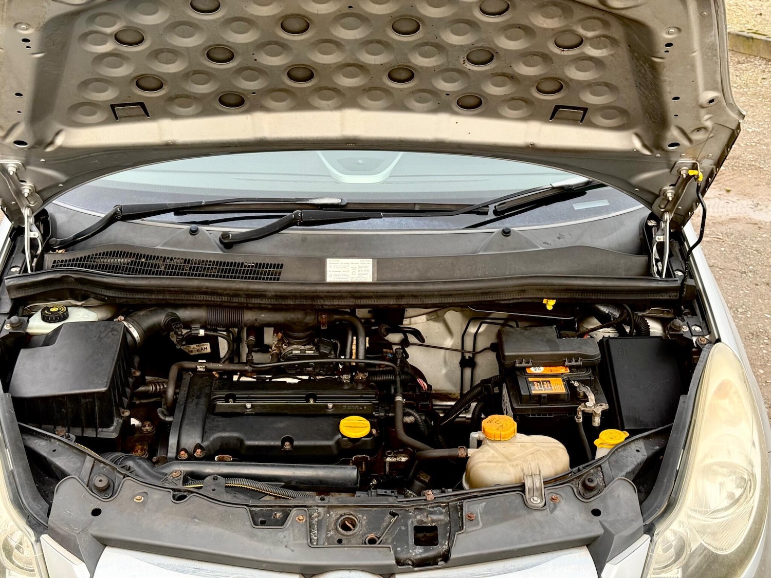 Used Vauxhall Corsa 2009 for sale - 77585998: Photo 33