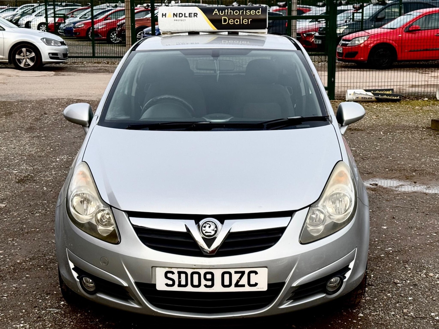 Used Vauxhall Corsa 2009 for sale - 77585998: Photo 8