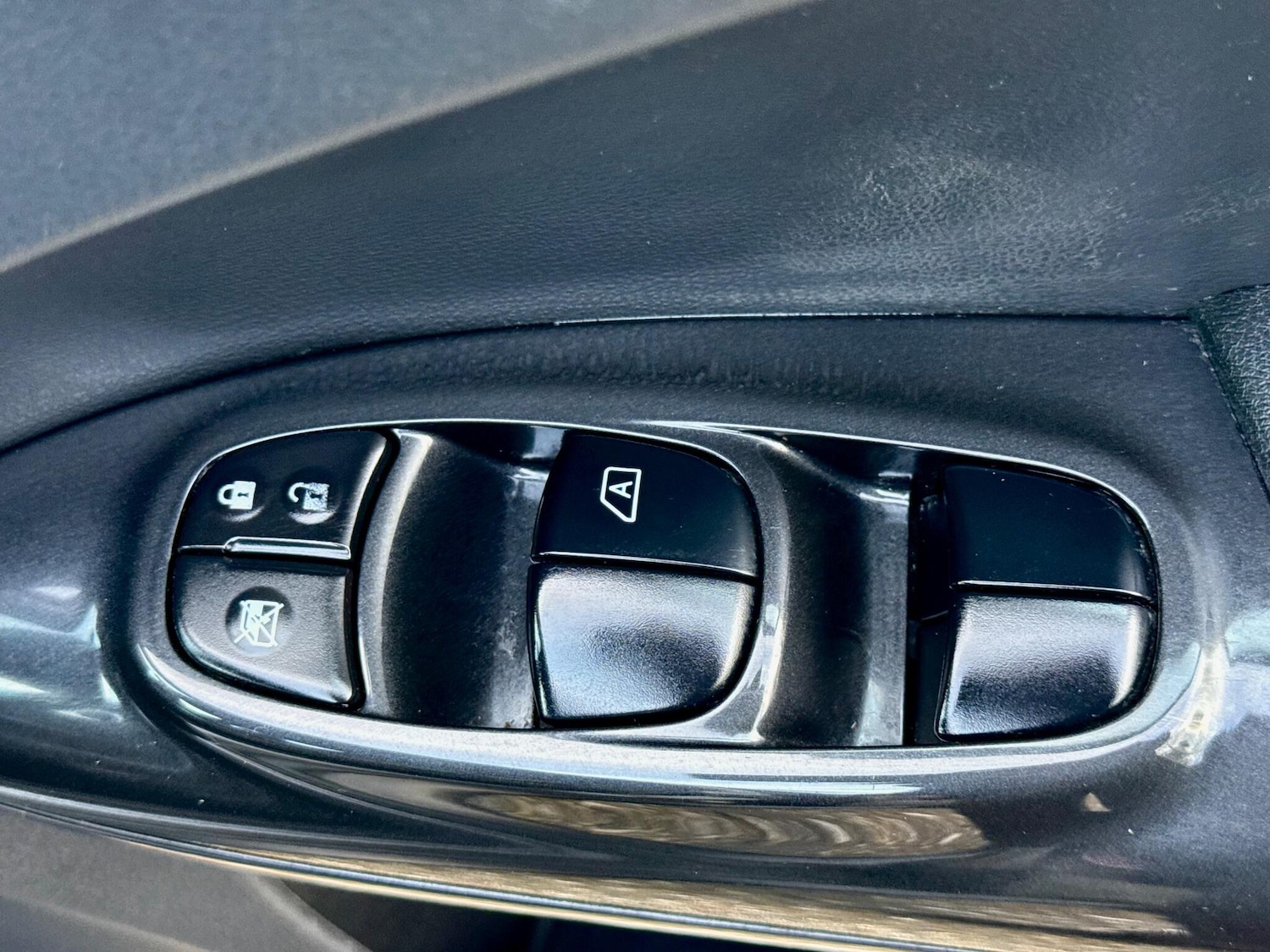 Used Nissan Juke 2015 for sale - 77351426: Photo 22