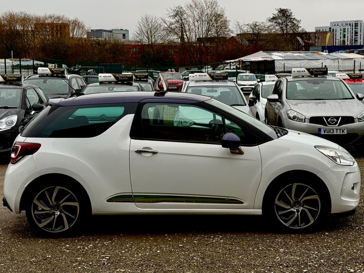 Used Citroen DS3 2015 for sale - 77538056: Photo 15