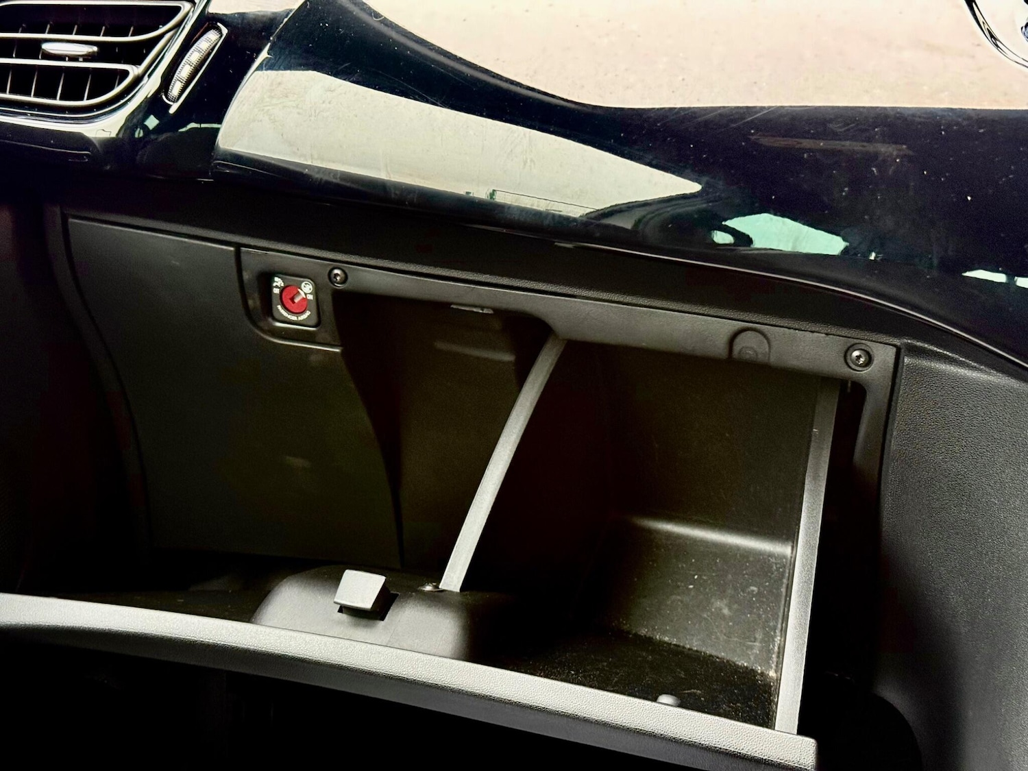 Used Citroen DS3 2015 for sale - 77538056: Photo 40