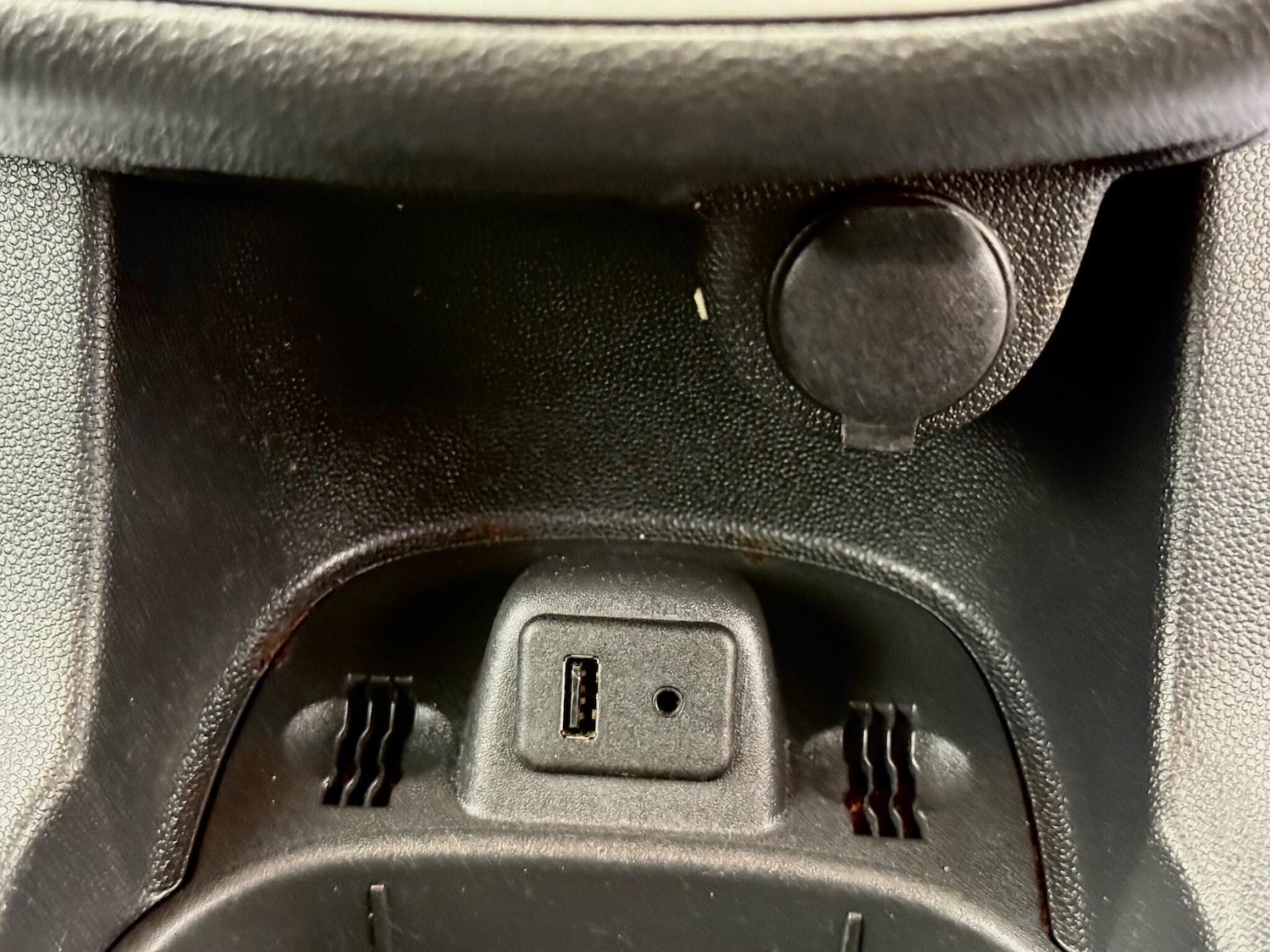 Used Vauxhall Corsa 2014 for sale - 77424652: Photo 28