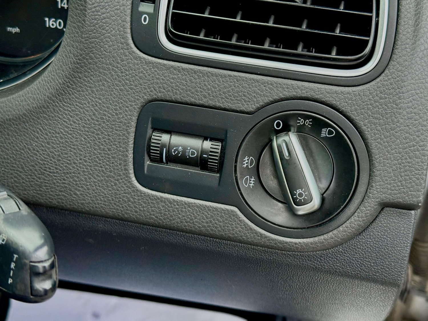 Used Volkswagen Polo 2012 for sale - 77479497: Photo 23