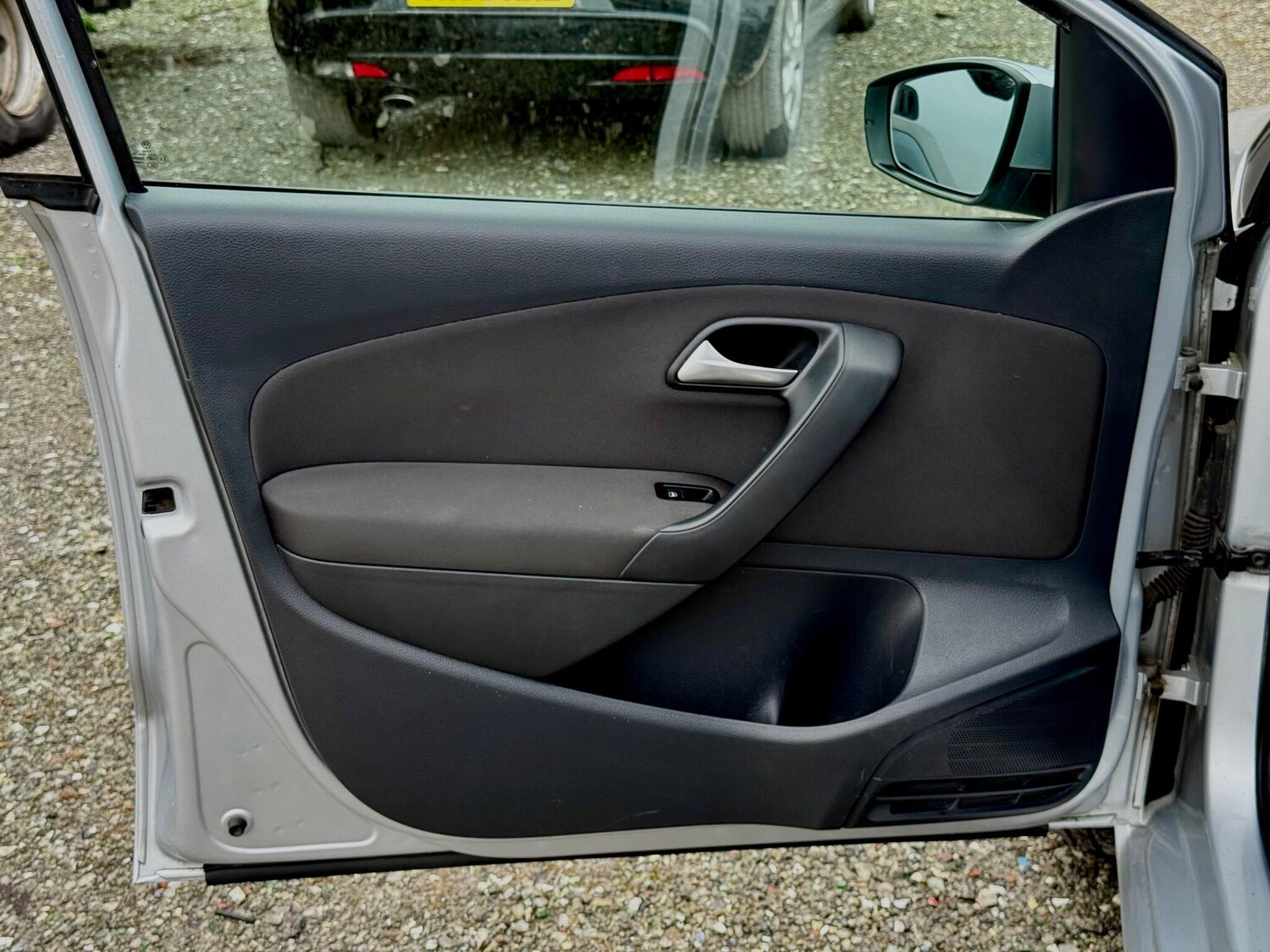 Used Volkswagen Polo 2012 for sale - 77479497: Photo 28