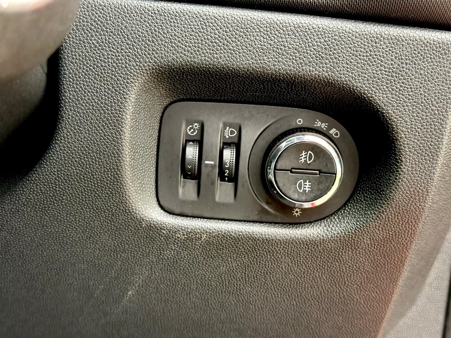 Used Vauxhall Corsa for sale - 77825253: Photo 25