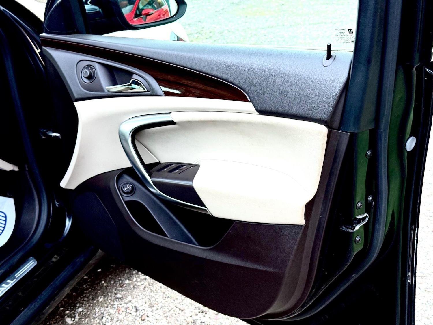 Used Vauxhall Insignia 2010 for sale - 77695780: Photo 32