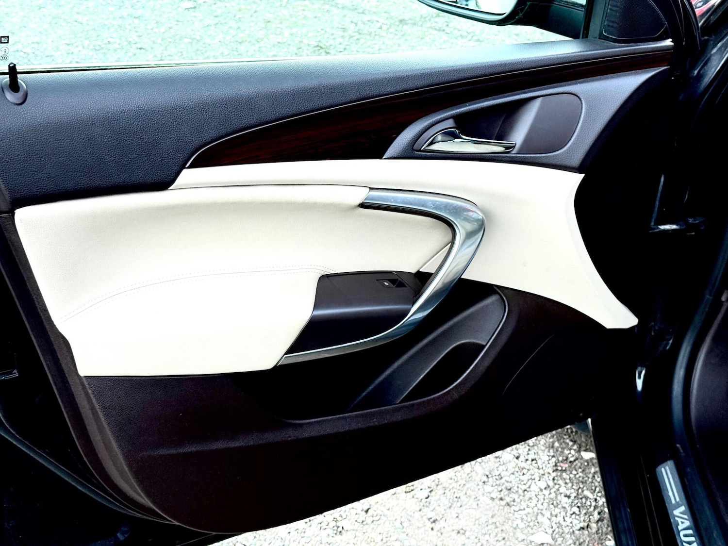 Used Vauxhall Insignia 2010 for sale - 77695780: Photo 34