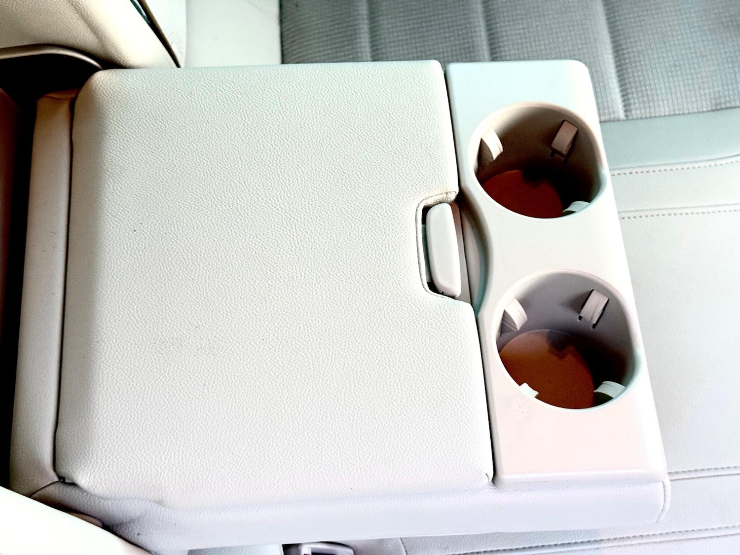 Used Vauxhall Insignia 2010 for sale - 77695780: Photo 43