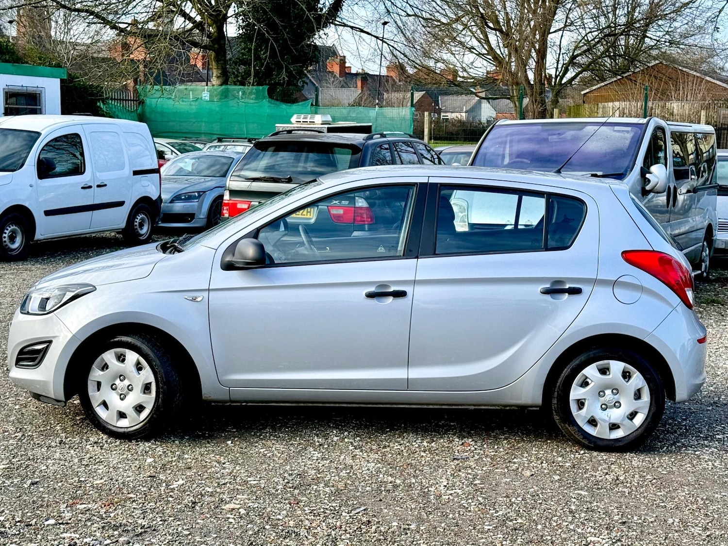 Used Hyundai i20 2014 for sale - 77358700: Photo 11