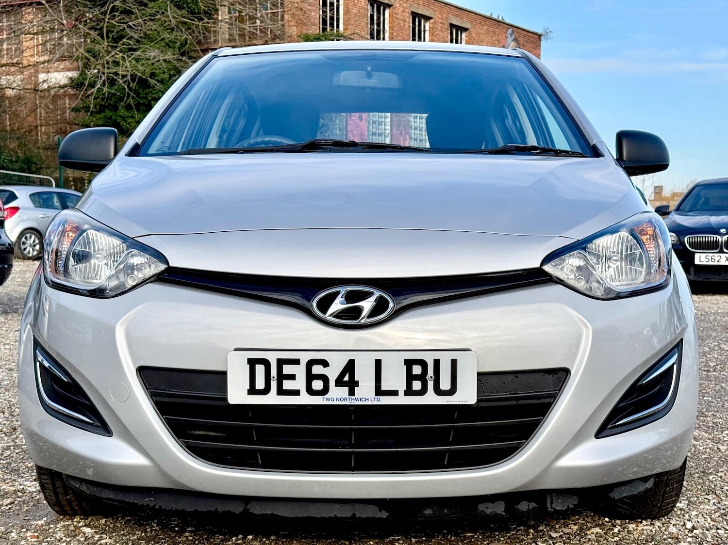 Used Hyundai i20 2014 for sale - 77358700: Photo 3