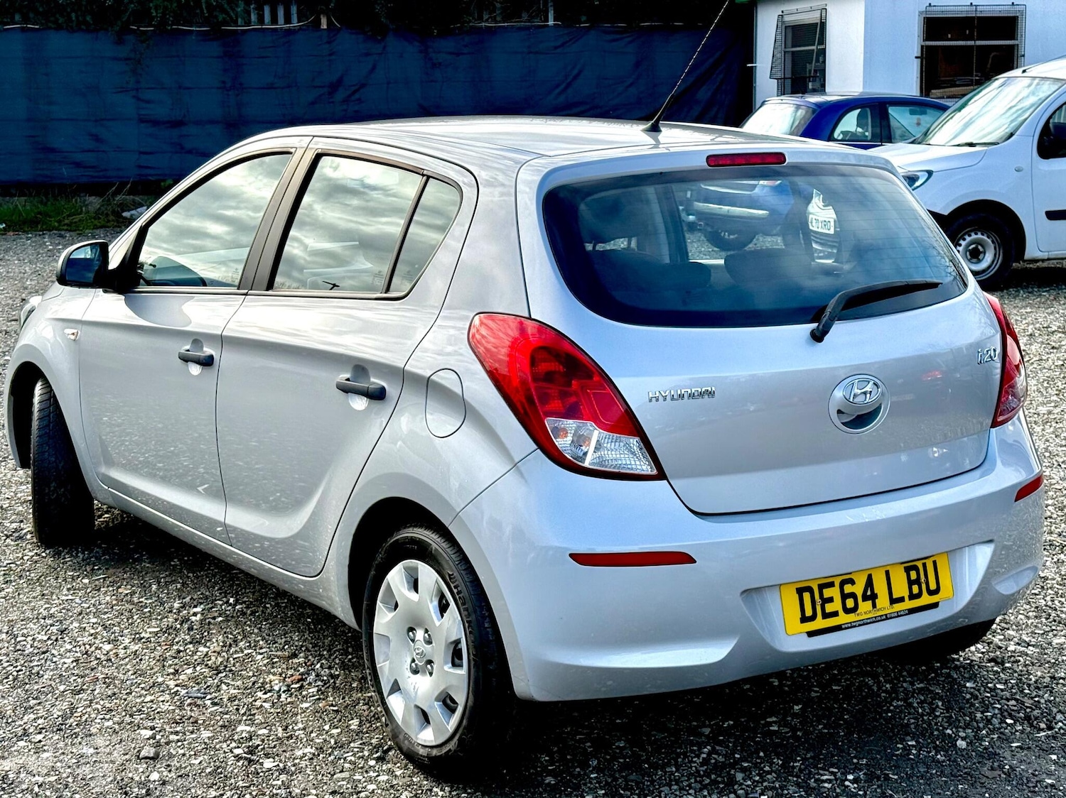 Used Hyundai i20 2014 for sale - 77358700: Photo 5