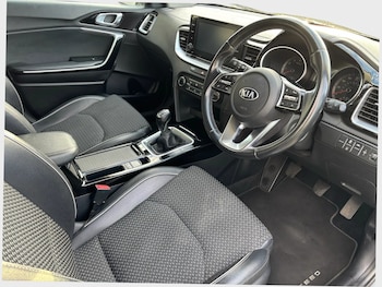 Used Kia XCeed 2020 for sale - 78603986: Photo