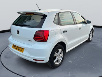 Used Volkswagen Polo 2015 for sale - 78332682: Photo