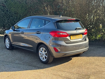 Used Ford Fiesta 2018 for sale - 77744354: Photo