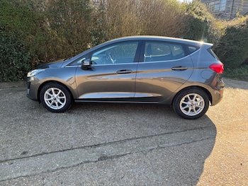 Used Ford Fiesta 2018 for sale - 77744354: Photo