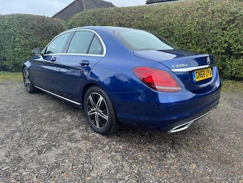 Used Mercedes-Benz C Class 2019 for sale - 77744344: Photo
