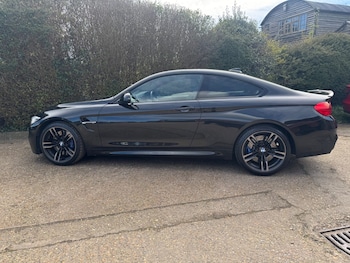 Used BMW M4 2015 for sale - 79047353: Photo