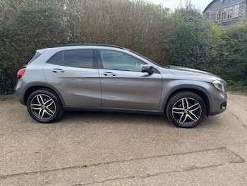 Used Mercedes-Benz GLA 2019 for sale - 78349117: Photo