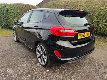 Used Ford Fiesta 2019 for sale - 77173573: Photo