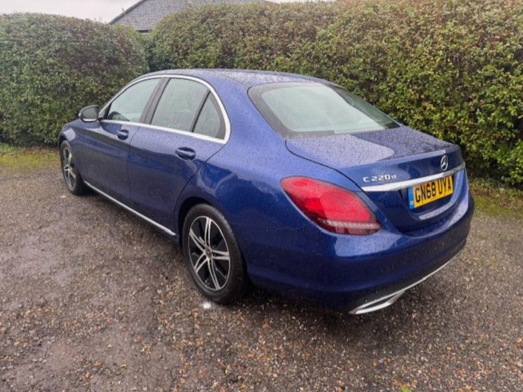 Used Mercedes-Benz C Class 2019 for sale - 77101462: Photo 3