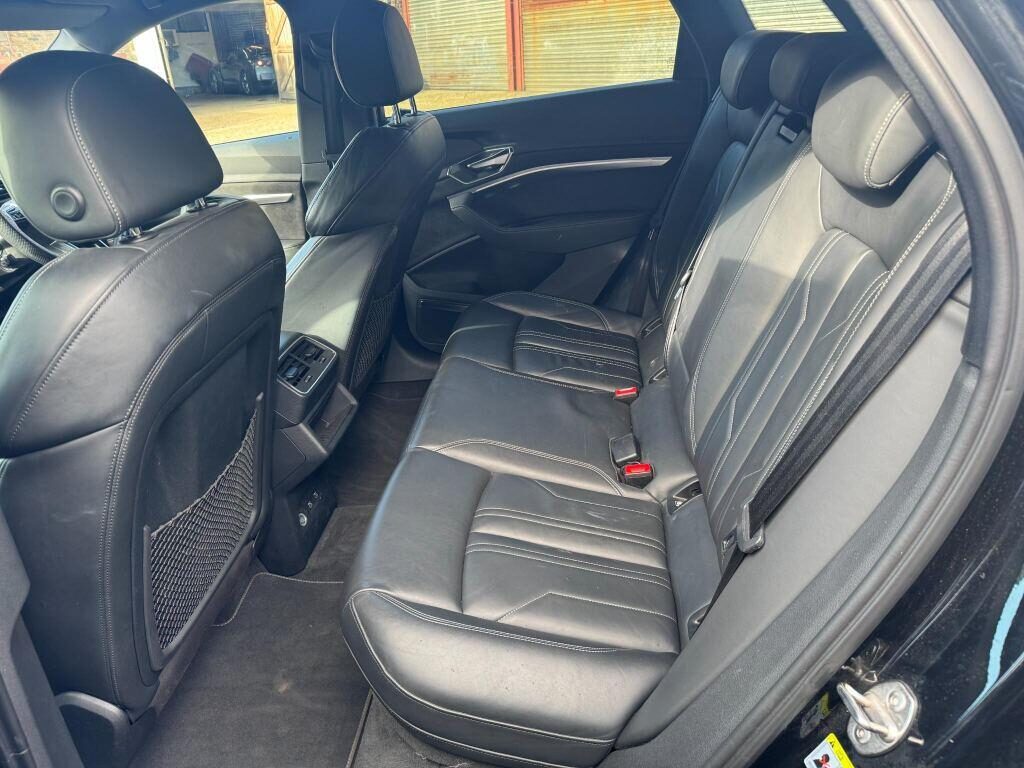 Used Audi e-tron 2021 for sale - 77744347: Photo 11