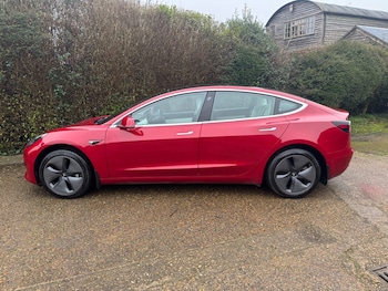 Used Tesla Model 3 2019 for sale - 77747852: Photo