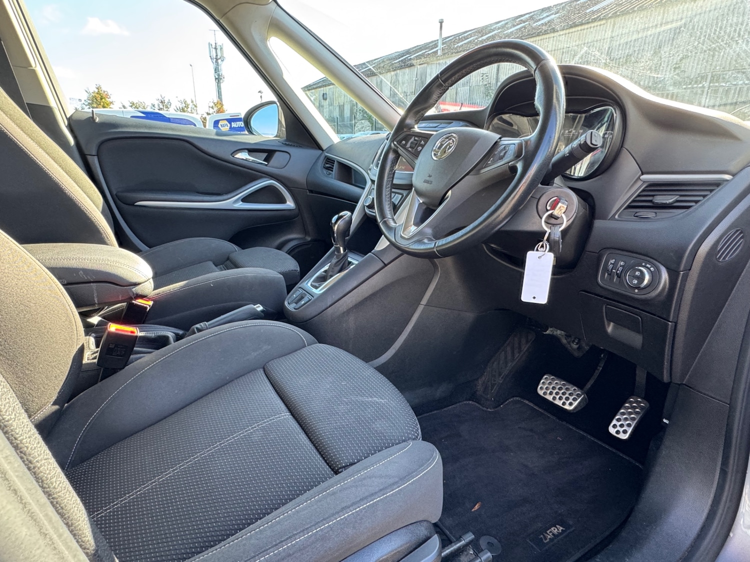 Used Vauxhall Zafira 2017 for sale - 76363441: Photo 16
