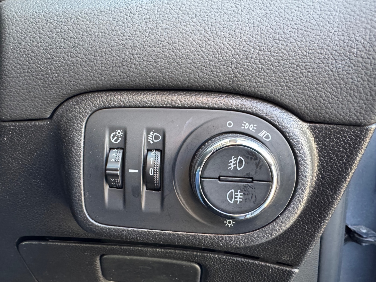 Used Vauxhall Zafira 2017 for sale - 76363441: Photo 36