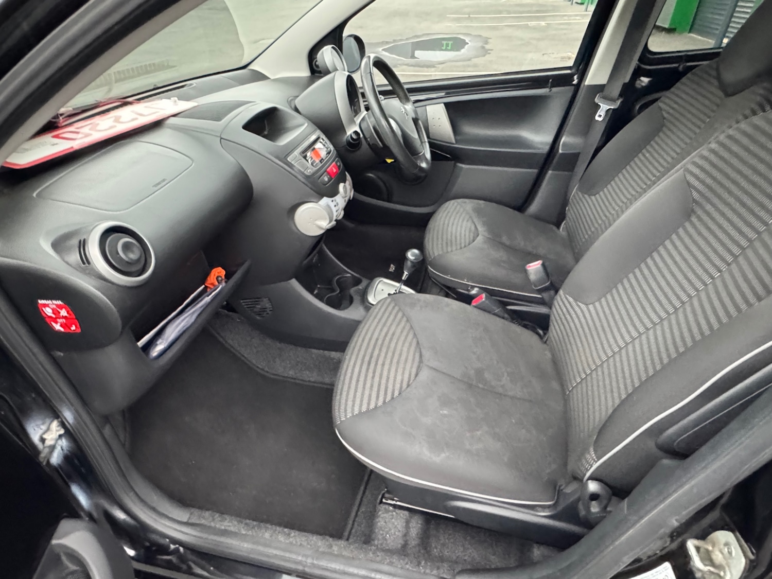 Used Peugeot 107 2013 for sale - 76410309: Photo 16