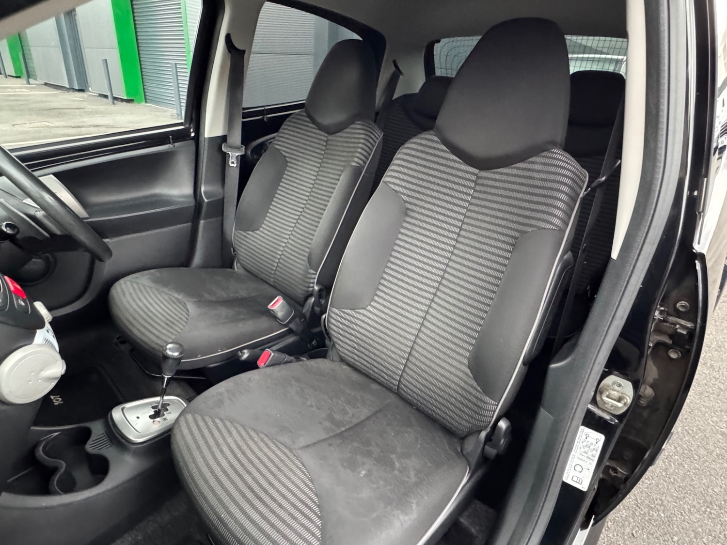 Used Peugeot 107 2013 for sale - 76410309: Photo 17