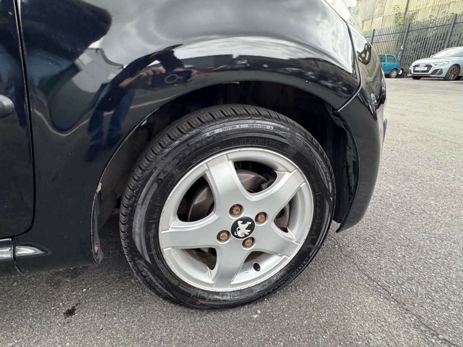 Used Peugeot 107 2013 for sale - 76410309: Photo 25