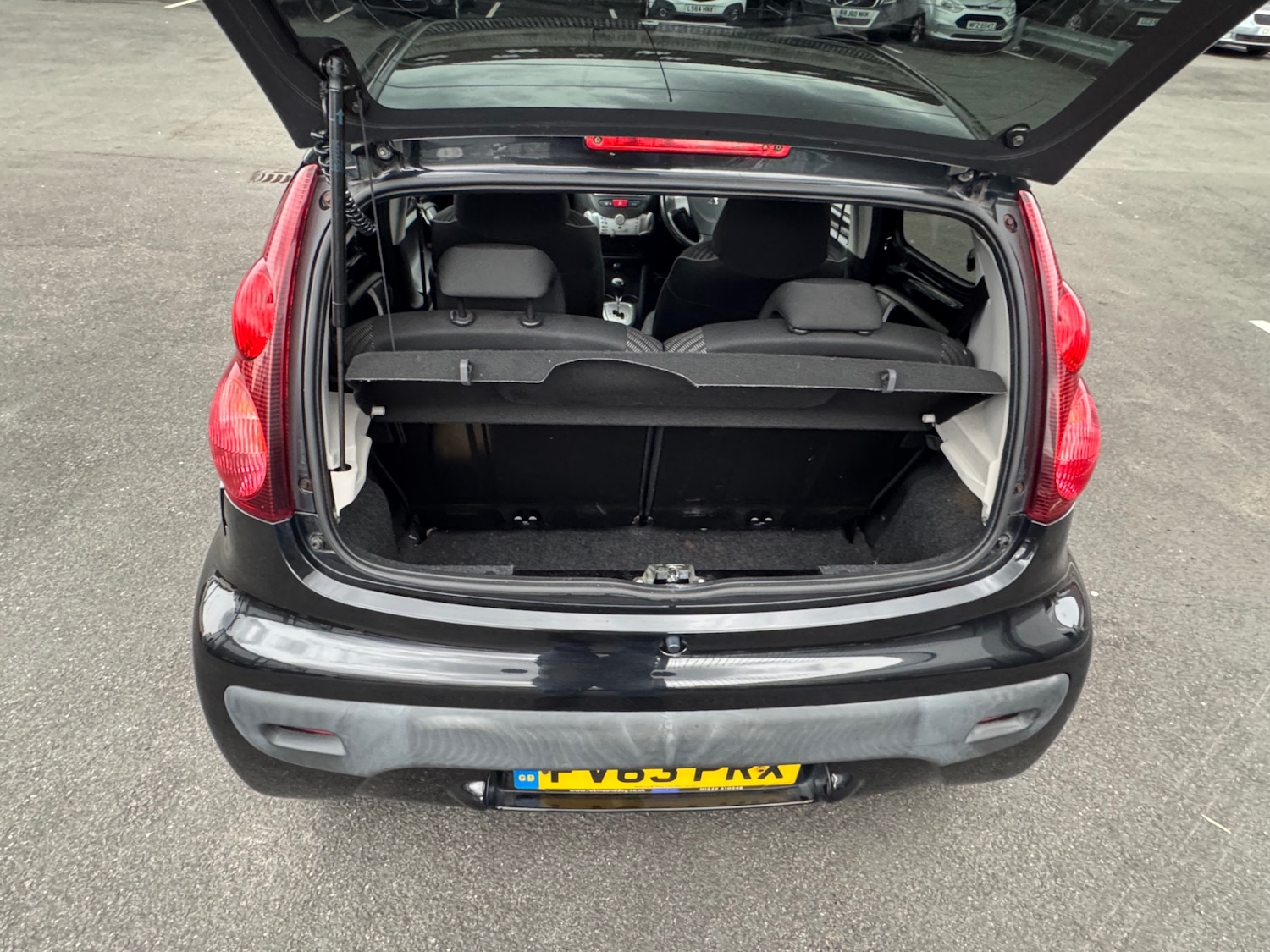 Used Peugeot 107 2013 for sale - 76410309: Photo 29