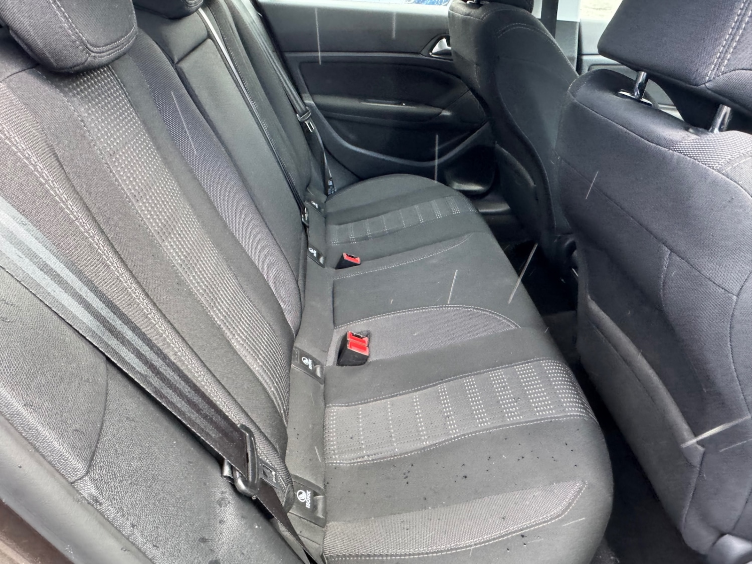 Used Peugeot 308 2015 for sale - 76410312: Photo 15