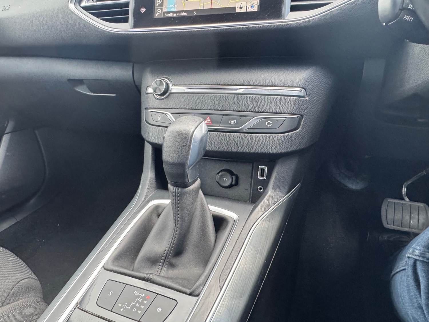 Used Peugeot 308 2015 for sale - 76410312: Photo 20