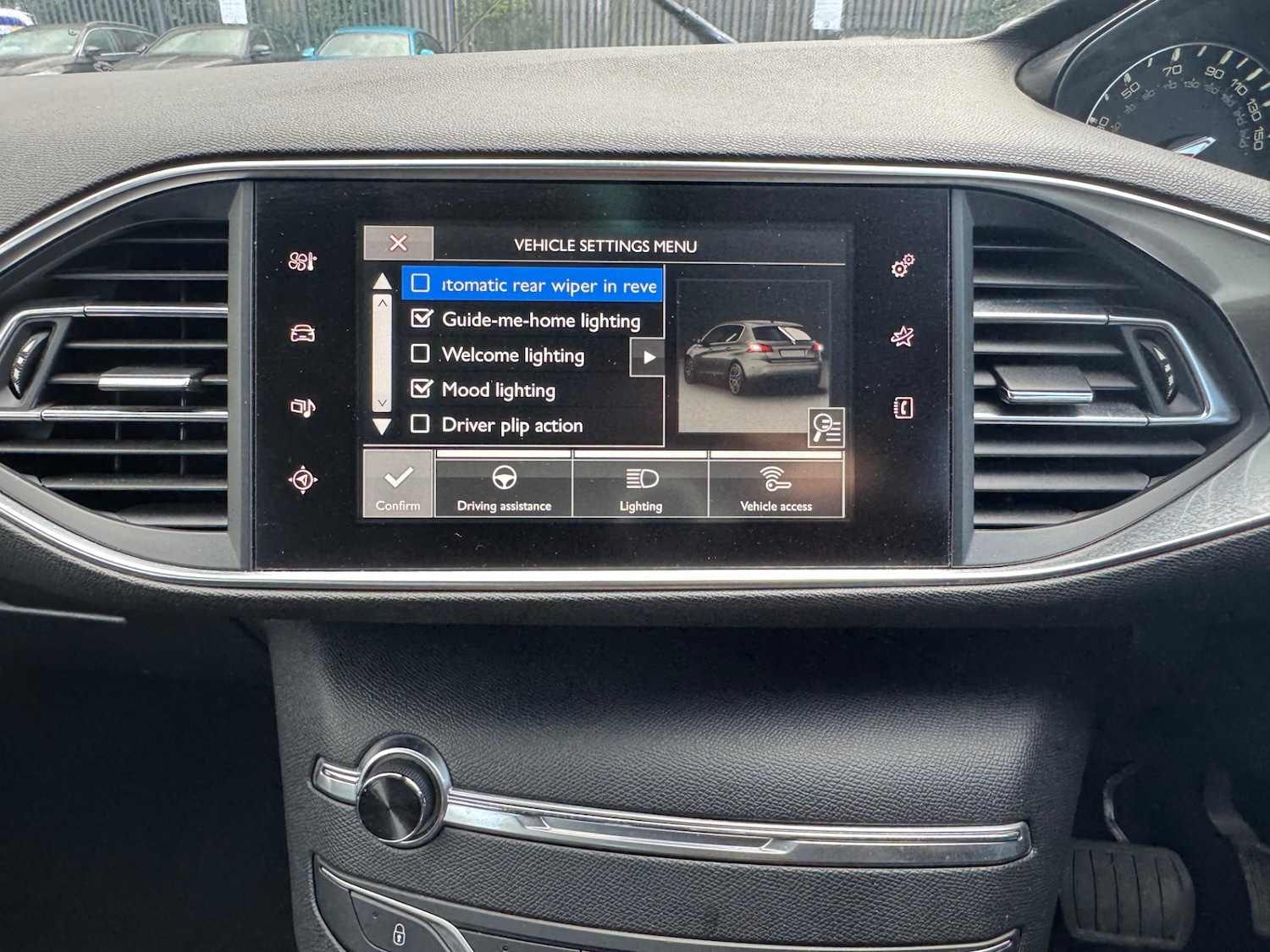 Used Peugeot 308 2015 for sale - 76410312: Photo 24