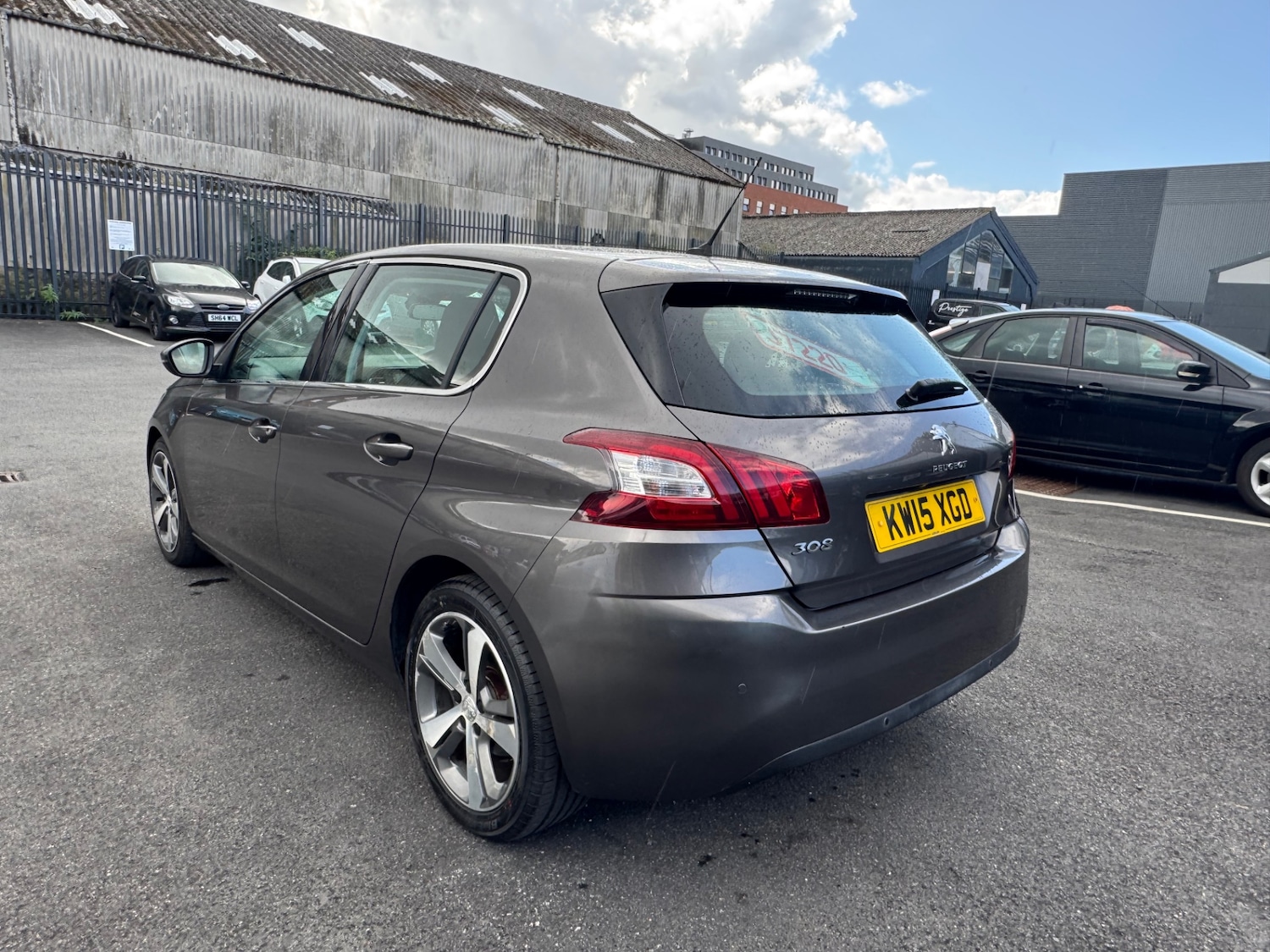 Used Peugeot 308 2015 for sale - 76410312: Photo 7